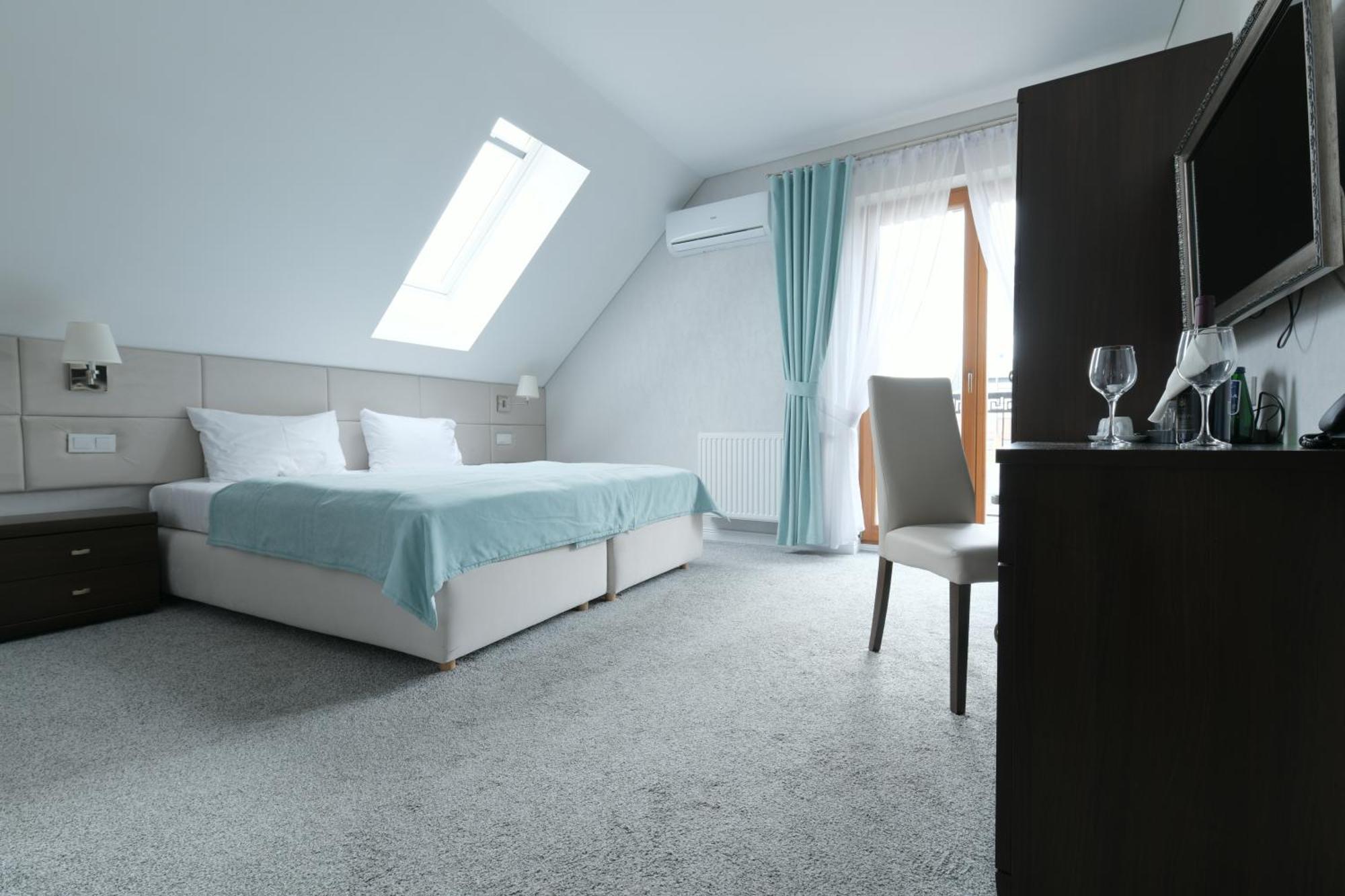 Palac Mortegi Hotel & Spa- Restauracja Szlachecka, Spa, Basen, Sauny, Jazda Konna, Mini Zoo- Luksus, Relaks I Przyroda W Jednym! Lubawa Ngoại thất bức ảnh