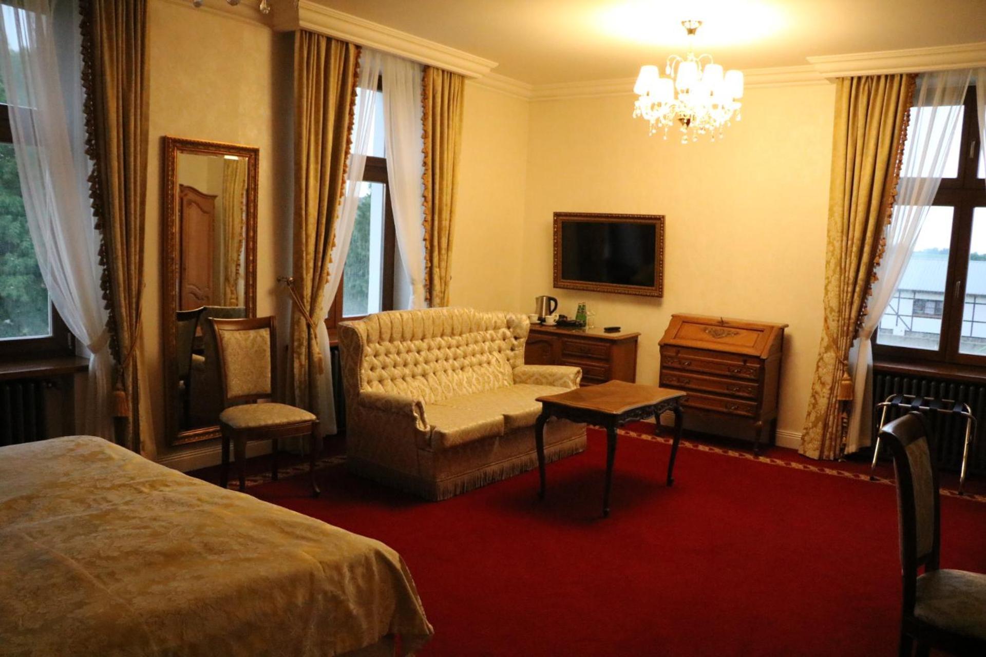 Palac Mortegi Hotel & Spa- Restauracja Szlachecka, Spa, Basen, Sauny, Jazda Konna, Mini Zoo- Luksus, Relaks I Przyroda W Jednym! Lubawa Phòng bức ảnh